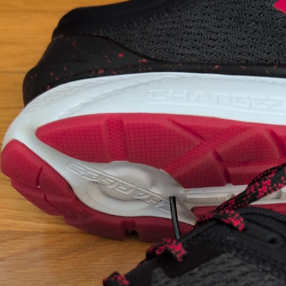 Under Armour Men's  Black and Red Athletic Shoes - Picture 11 of 13